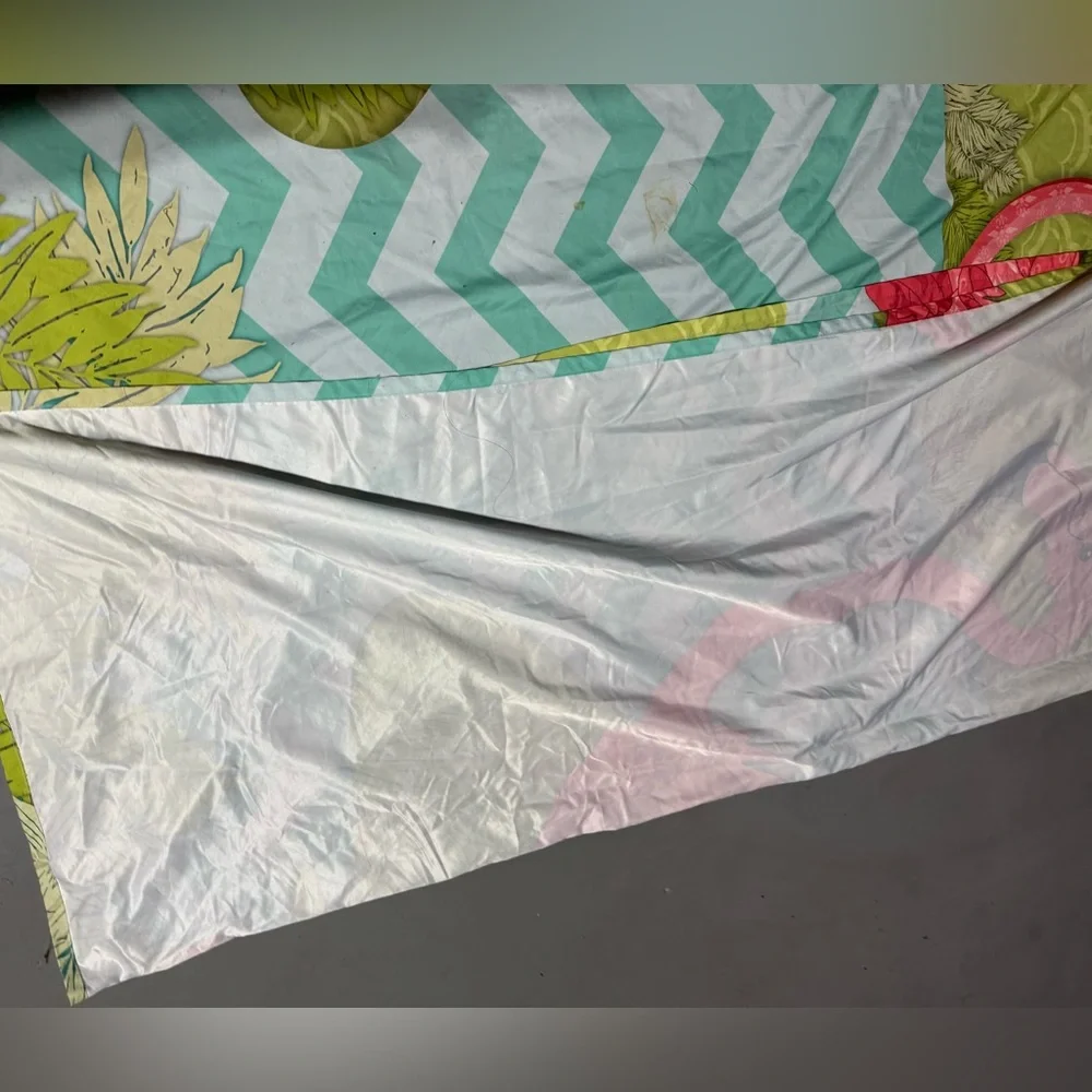 Unlisted Pink and Green Tropical Duvet Cover with curtains to match